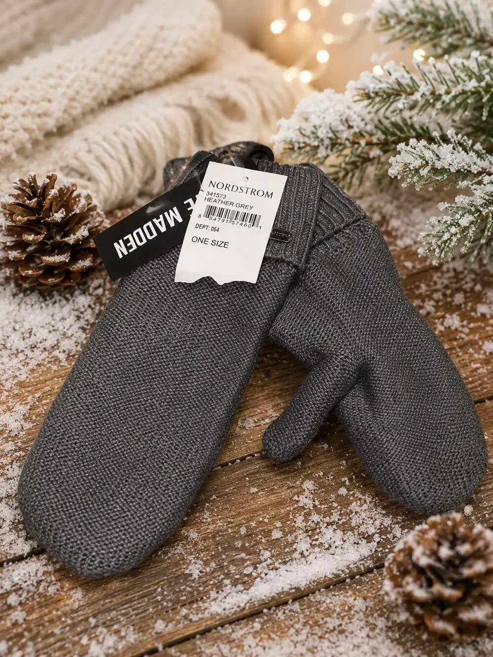 Steve Madden Gray Knit Fleece Lined Mittens One Size NWT Warm Winter Gloves Soft
